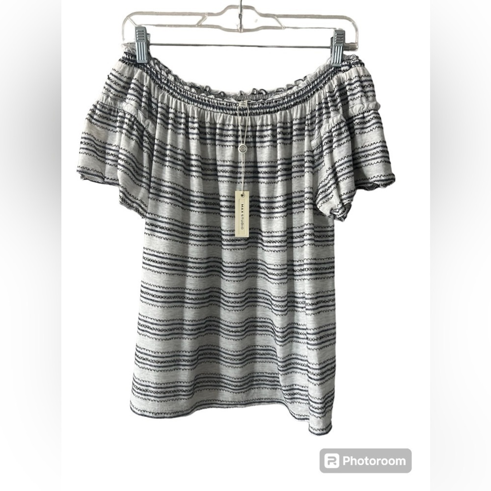 NWT MAX STUDIO Off The Shoulder Blouse Size S